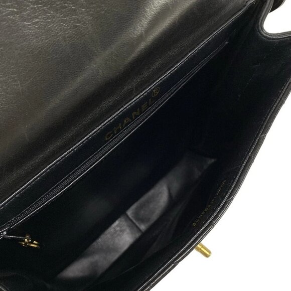 Auth CHANEL Double Face, Matelass - Black Lambskin Shoulder Bag Gold hardware - Picture 14 of 16